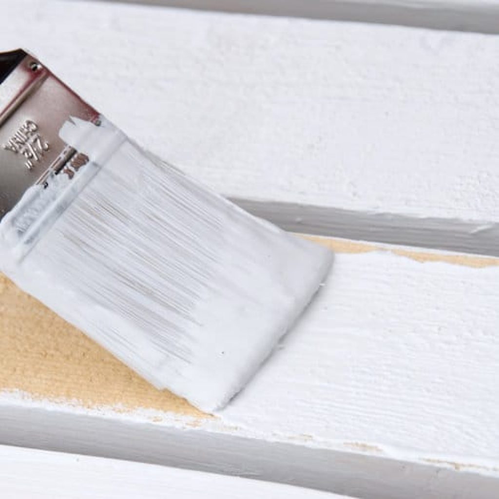 Priming Wood Exterior